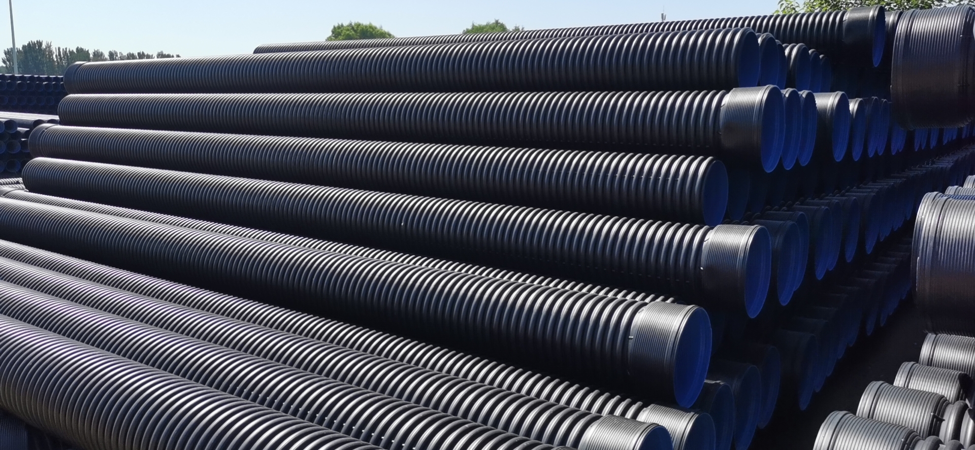 北京瑞丰碧源介绍DN300双壁波纹管的外径和壁厚是多少